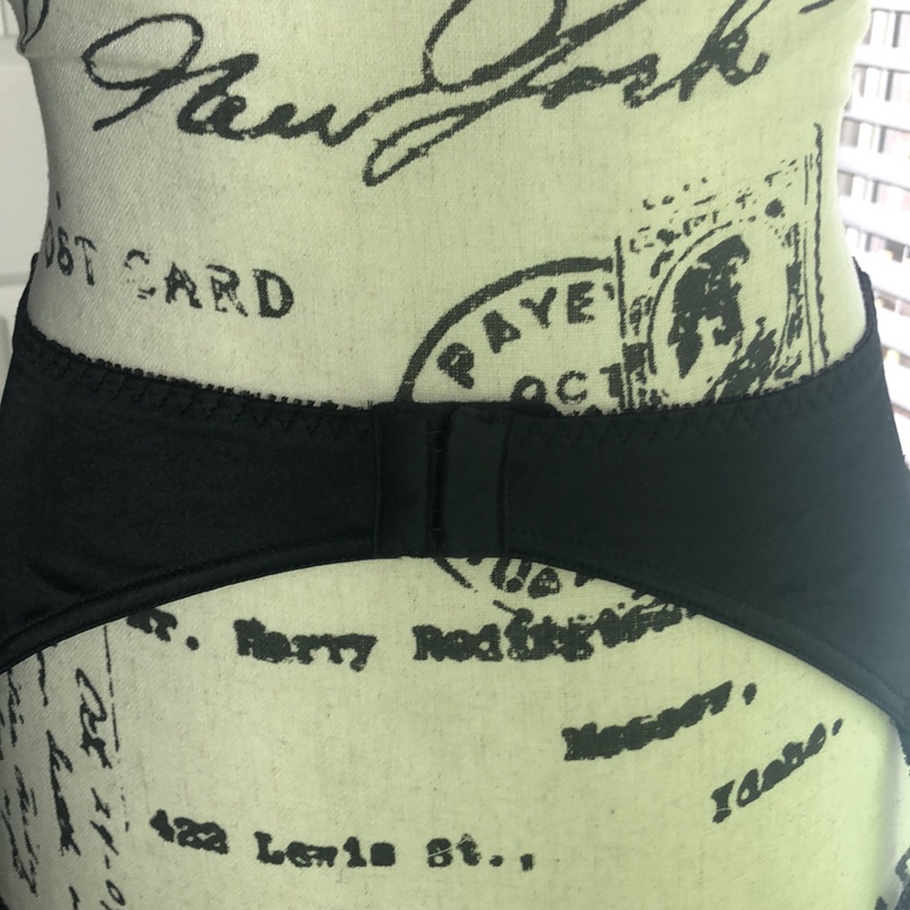 Y2K VS Victoria’s Secret Black Lace Garter Belt Adjustable Size Large L     1089 - Picture 4 of 12